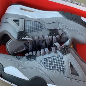 NIKE JORDAN RETRO 4 COOL GREY SIZE 8.5 BRAND NEW